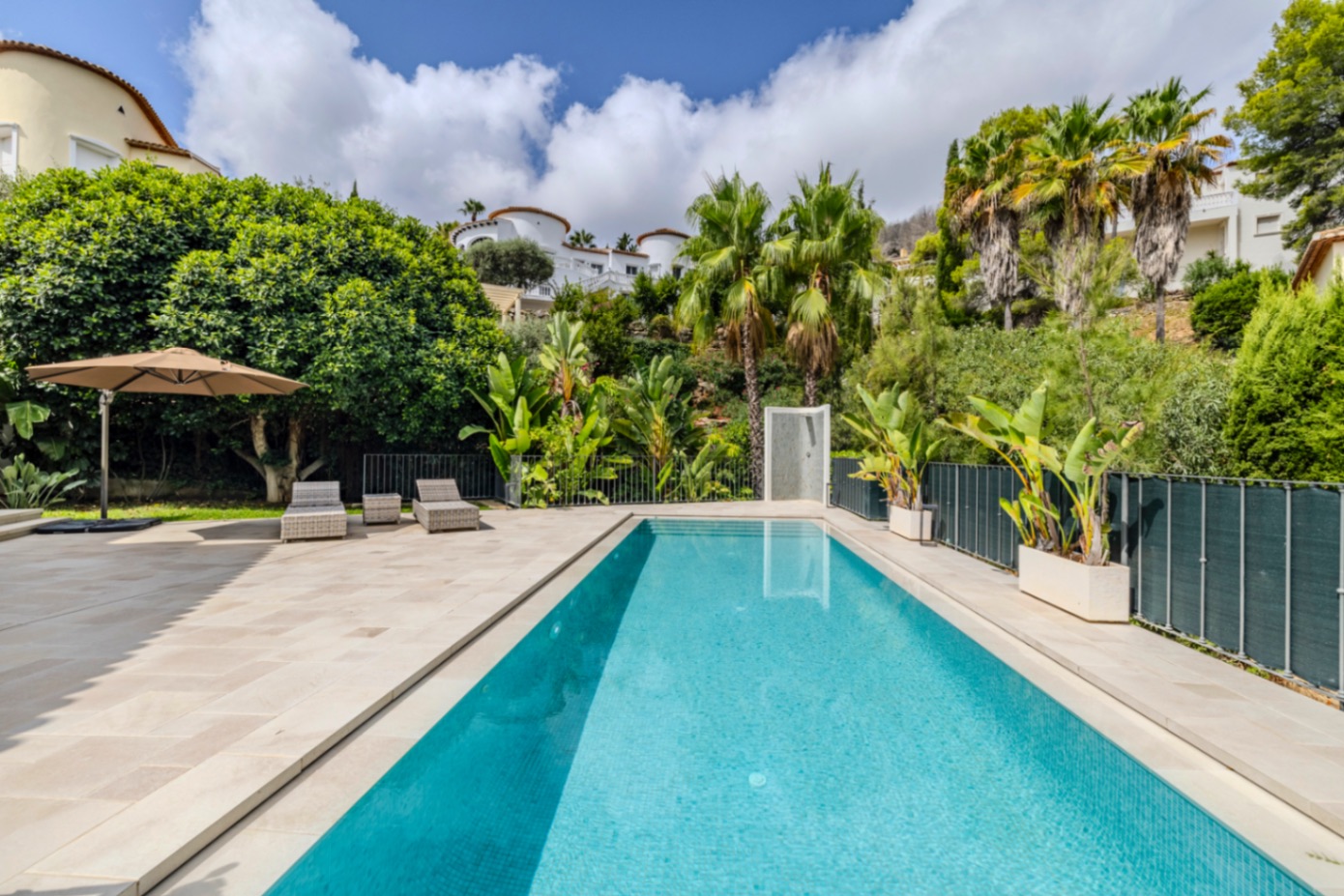 Exclusiva villa de lujo en venta en La Sella con unas vistas preciosas.
