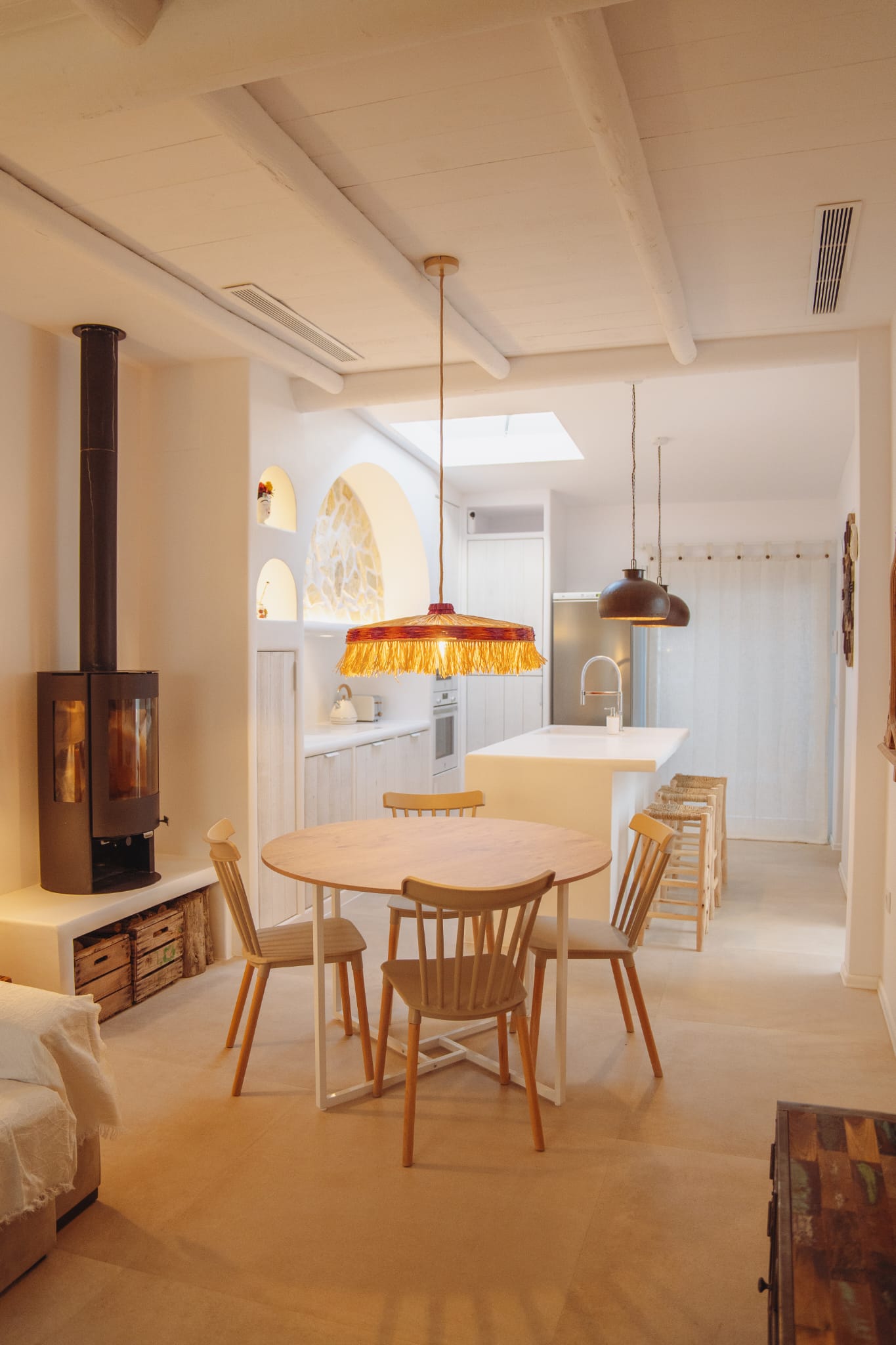 Exclusiva casa adosada totalmente reformada al estilo ibicenco