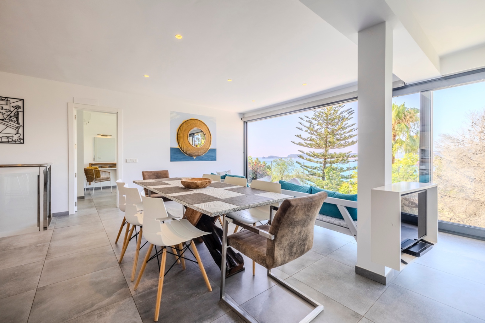 Villa till salu i Jávea, nära hamnen och med spektakulära vyer.