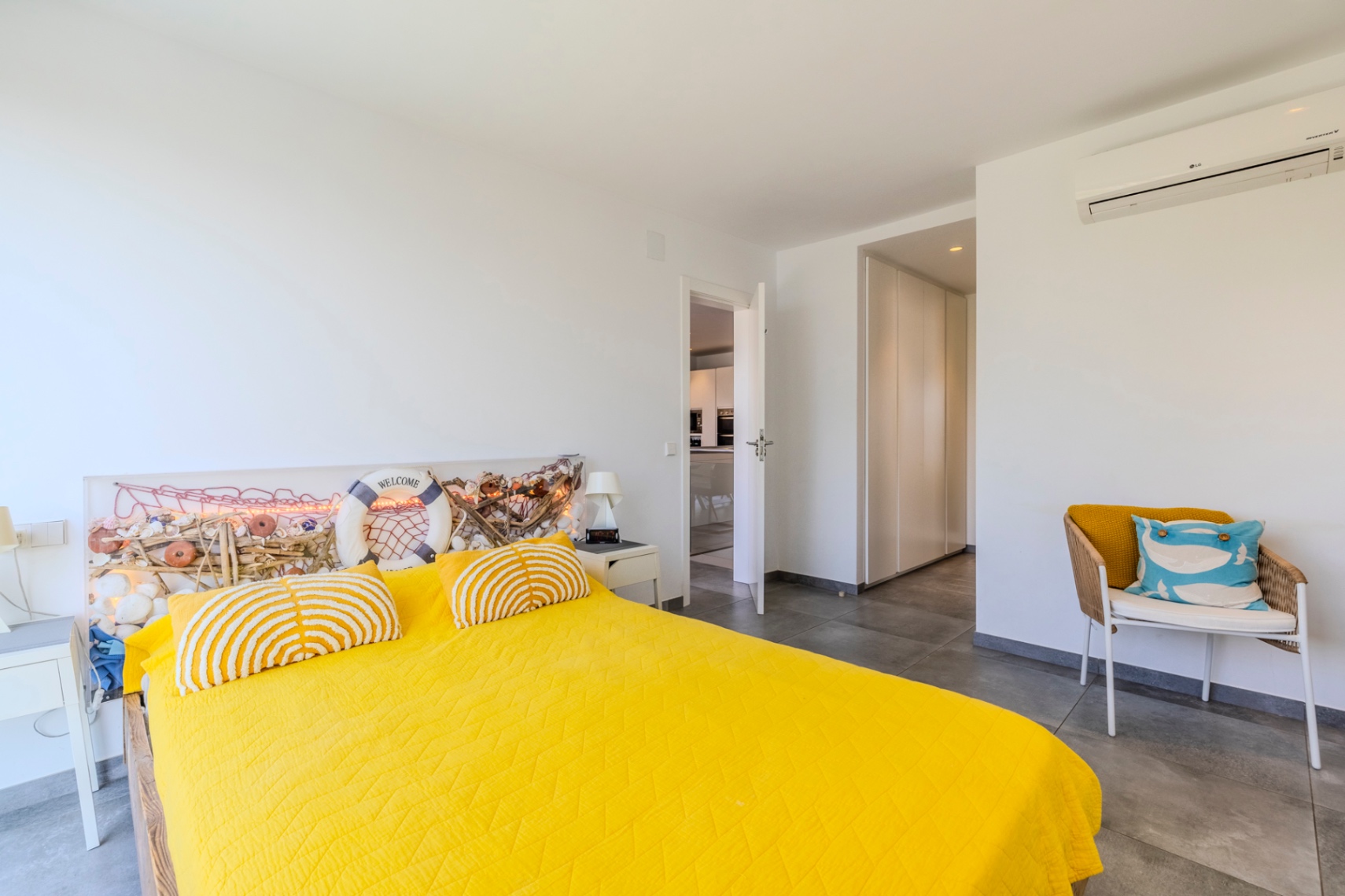Villa till salu i Jávea, nära hamnen och med spektakulära vyer.