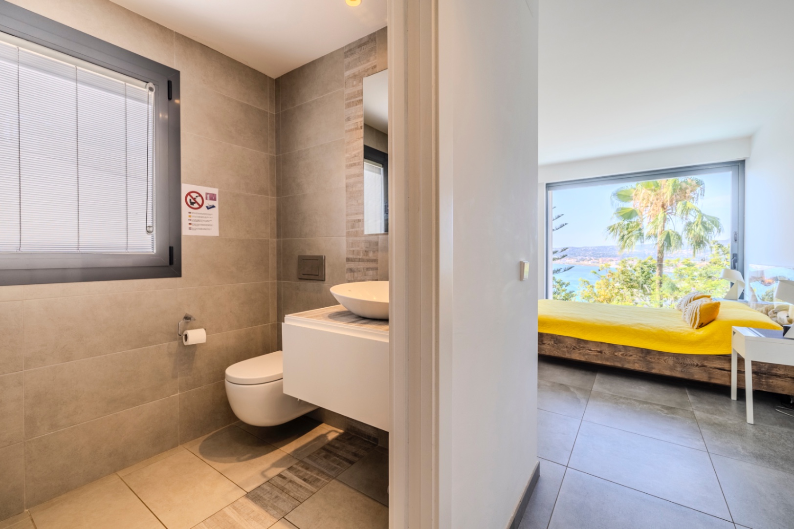 Villa till salu i Jávea, nära hamnen och med spektakulära vyer.