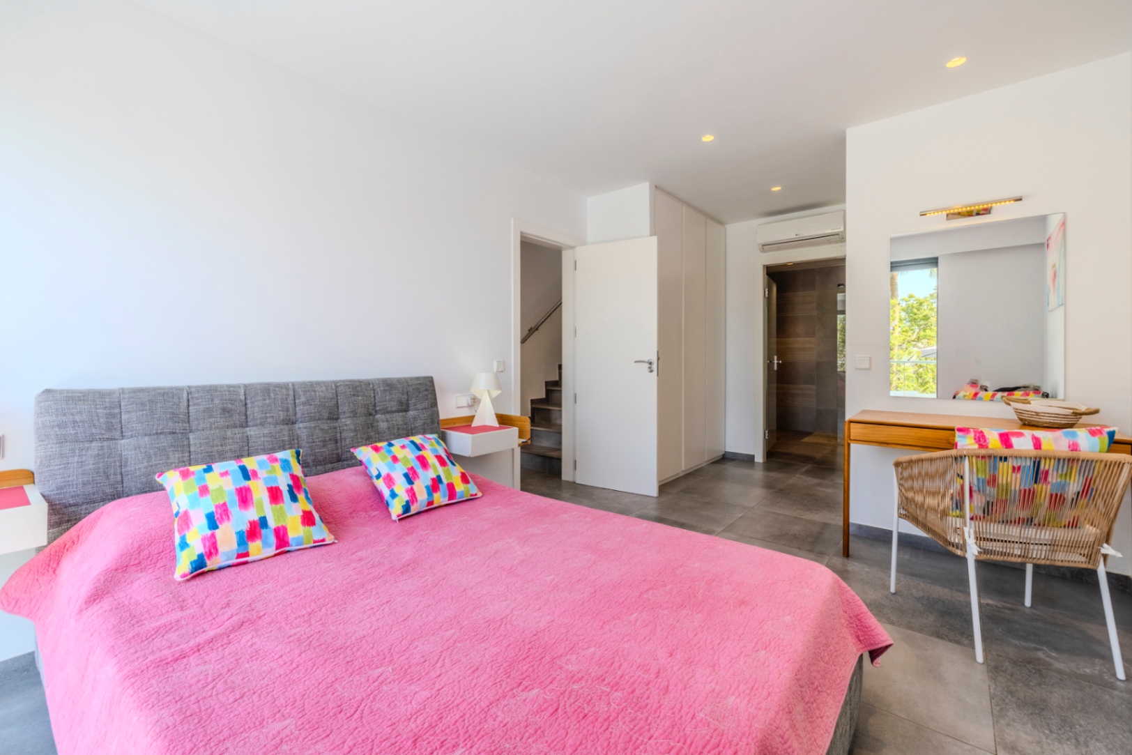 Villa till salu i Jávea, nära hamnen och med spektakulära vyer.