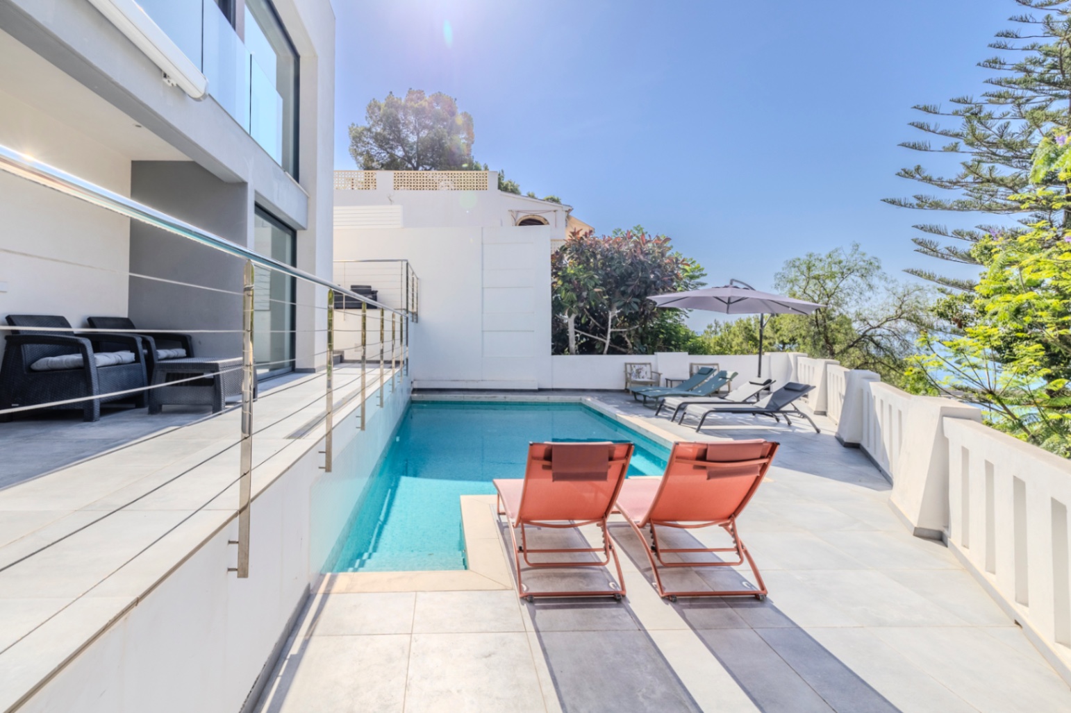 Villa till salu i Jávea, nära hamnen och med spektakulära vyer.
