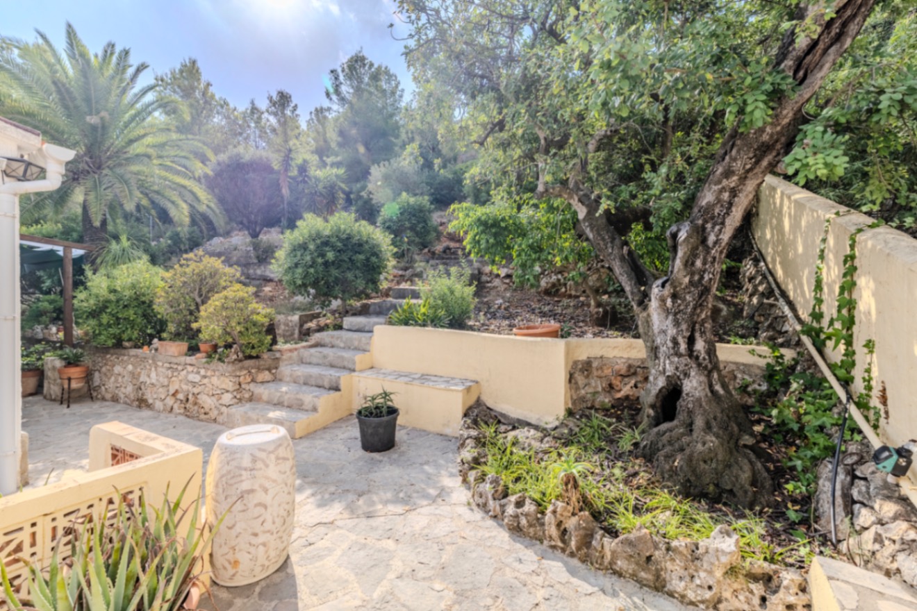 Bonito chalet en venta en Denia en las faldas del Montgó.