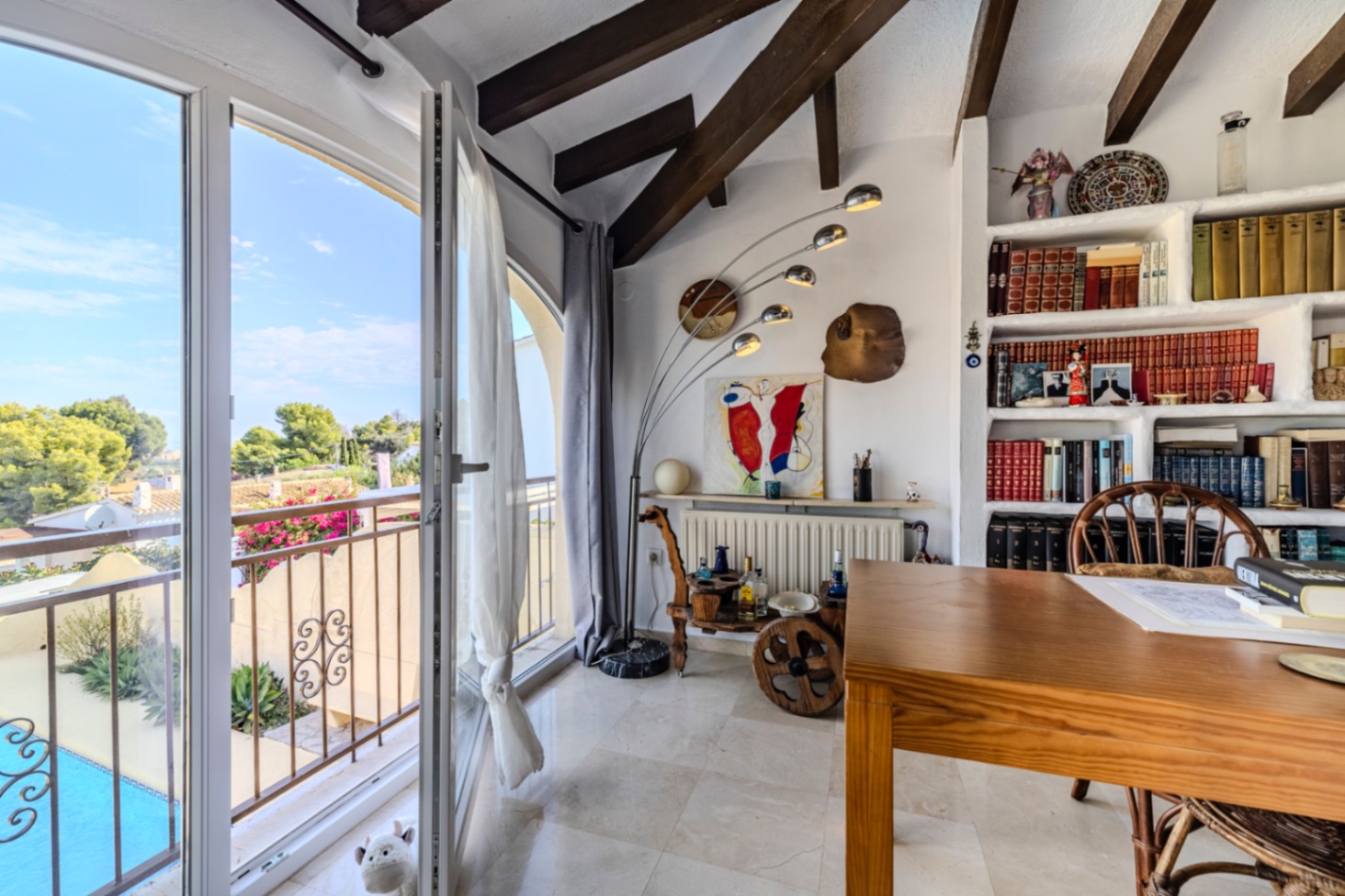 Bonito chalet en venta en Denia en las faldas del Montgó.