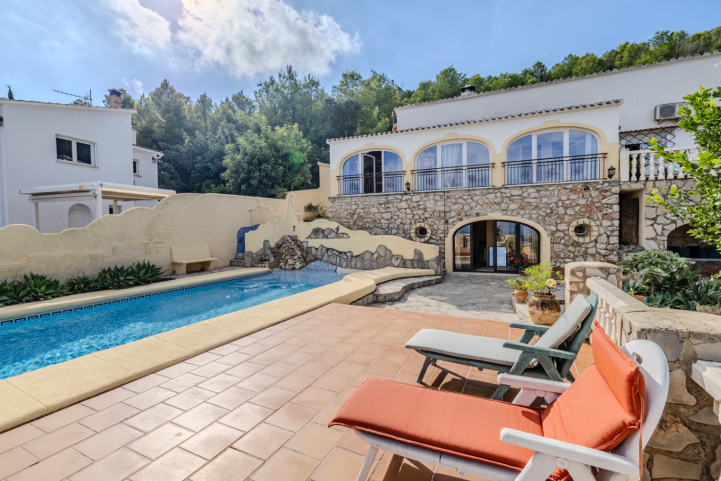 Bonito chalet en venta en Denia en las faldas del Montgó.