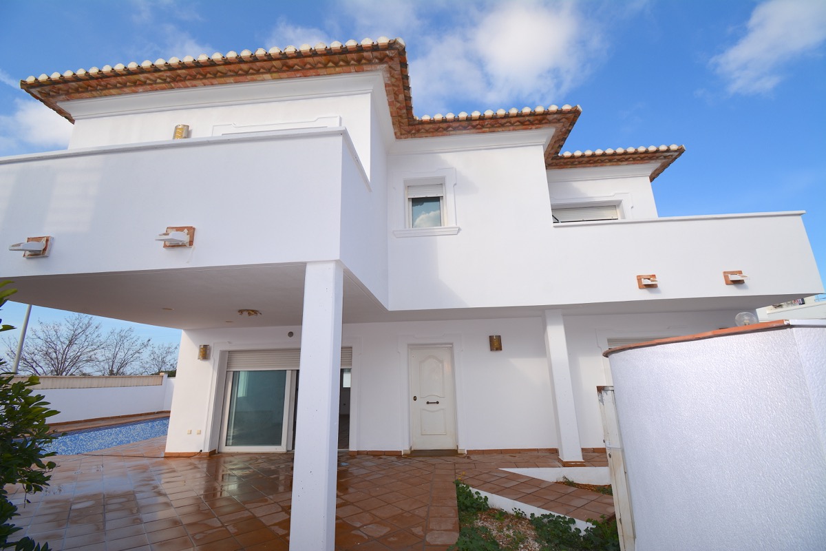 Chalet en venta en Denia muy cerca del centro