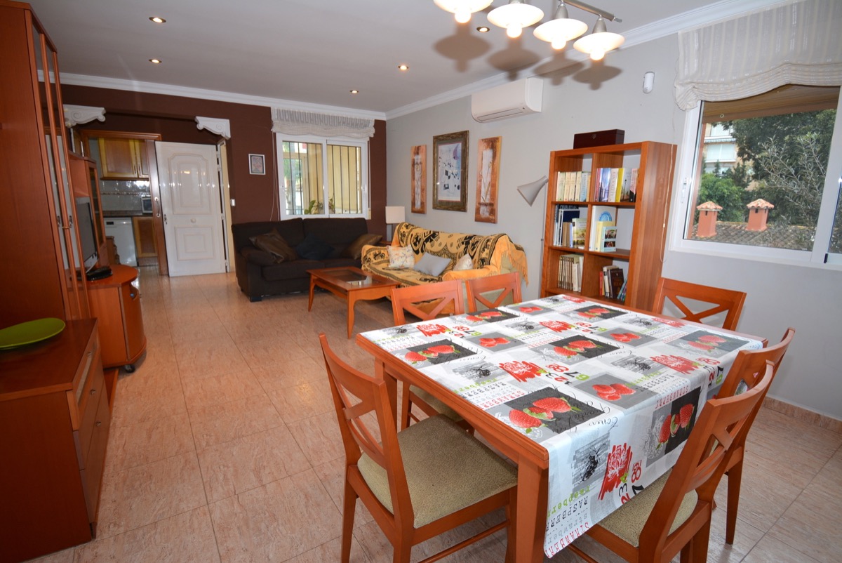 Prachtige villa te koop in Denia en zeer dicht bij het strand