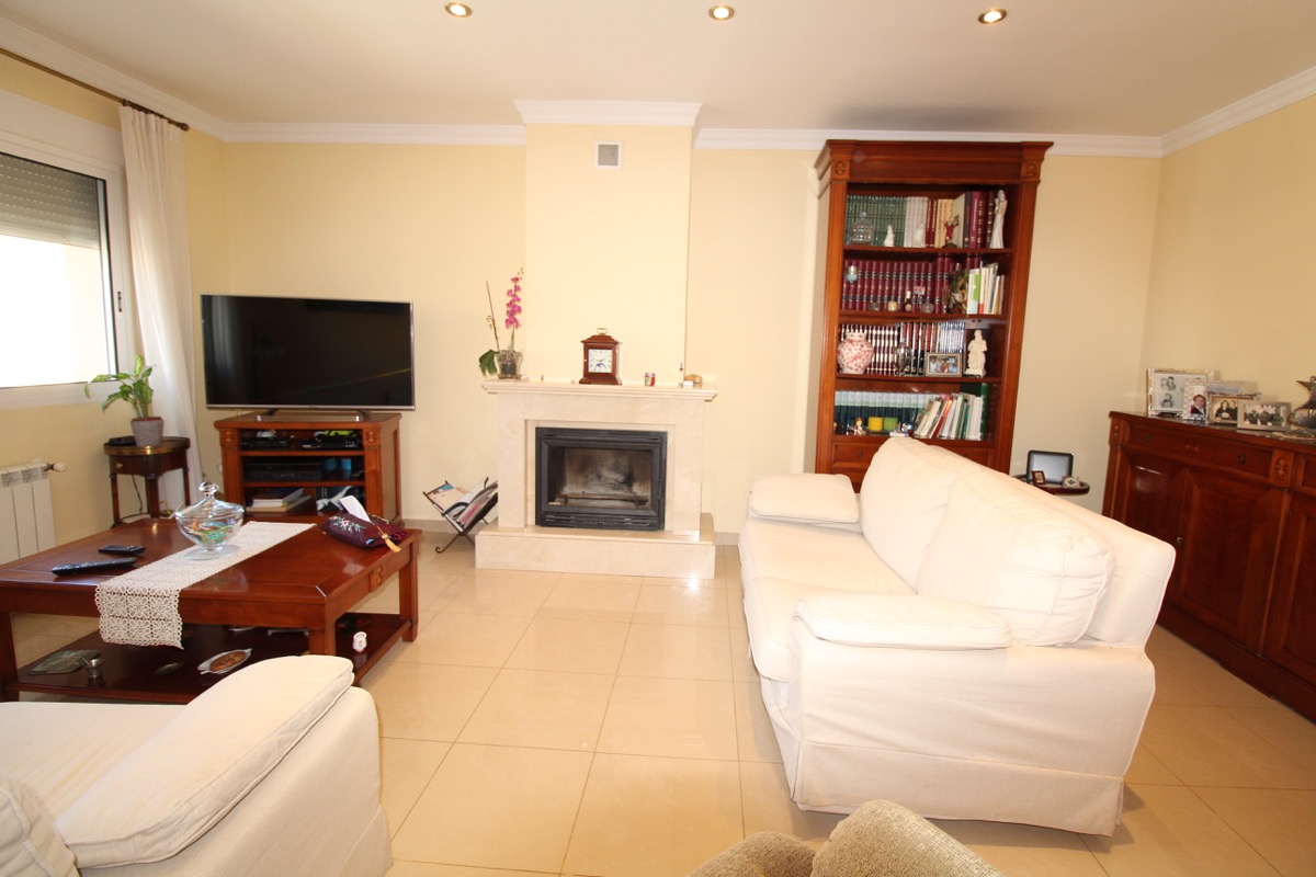 Elegant villa til salgs i Denia i et fantastisk boligområde