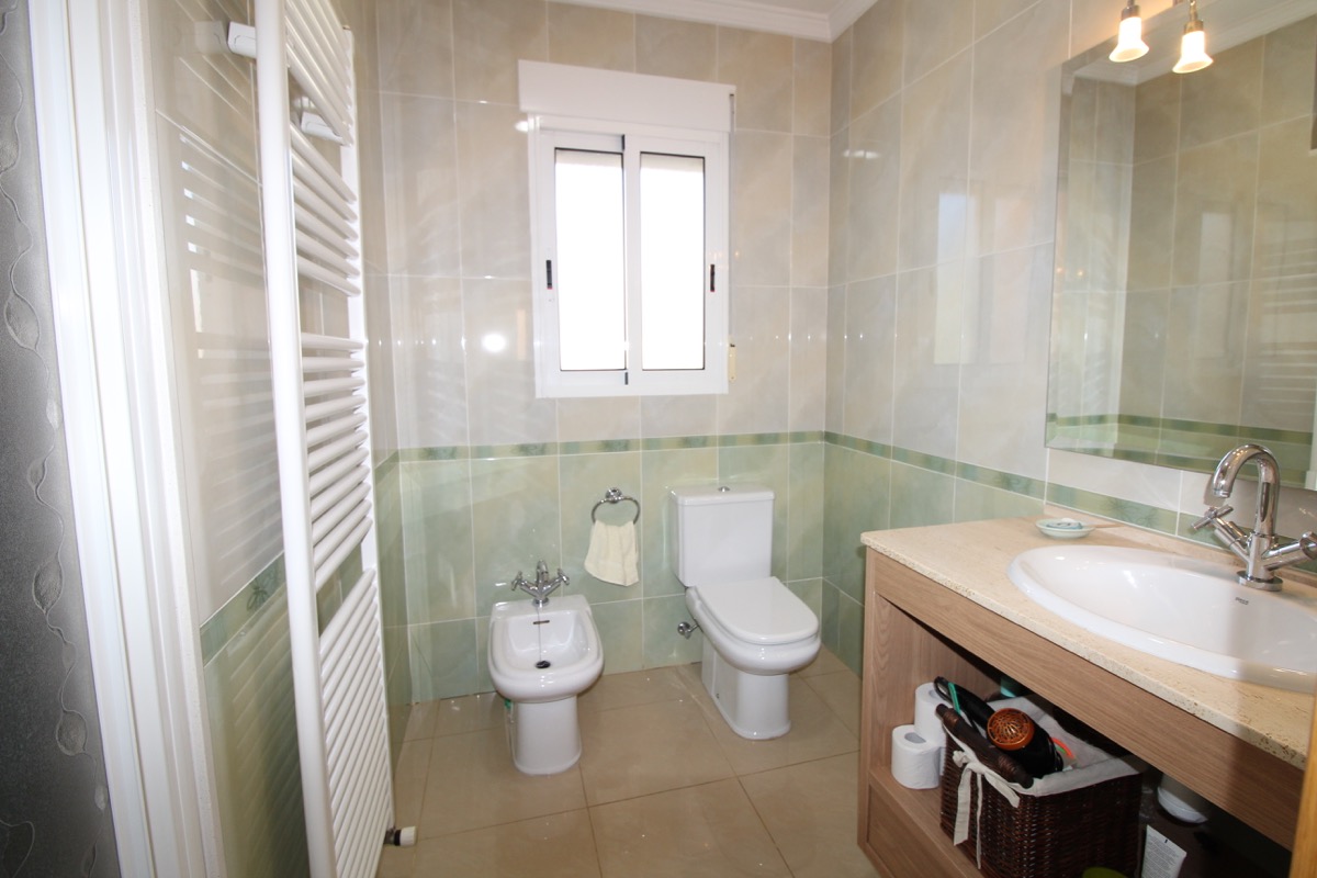 Elegant villa til salgs i Denia i et fantastisk boligområde