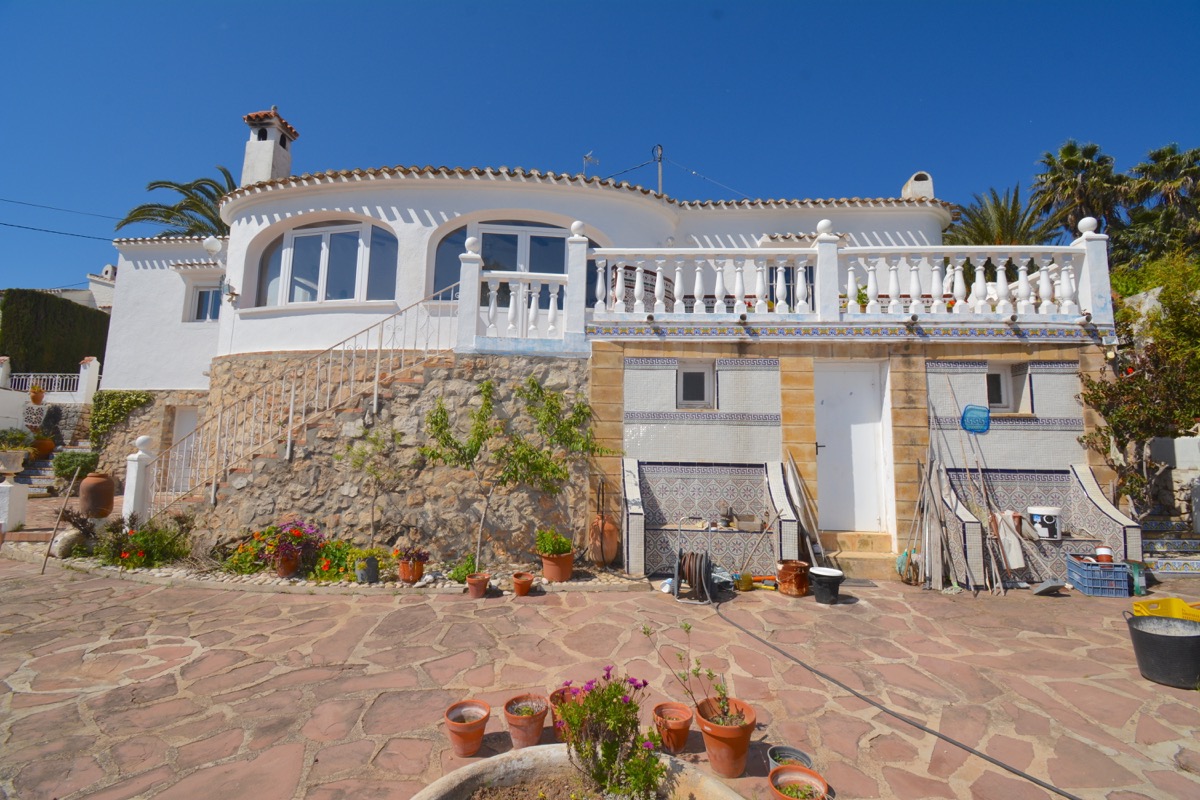 Bonito chalet en venta en La Xara