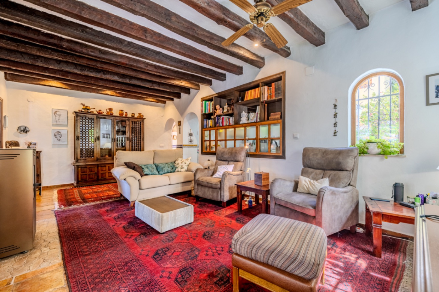 Precioso chalet rústico en venta en Denia