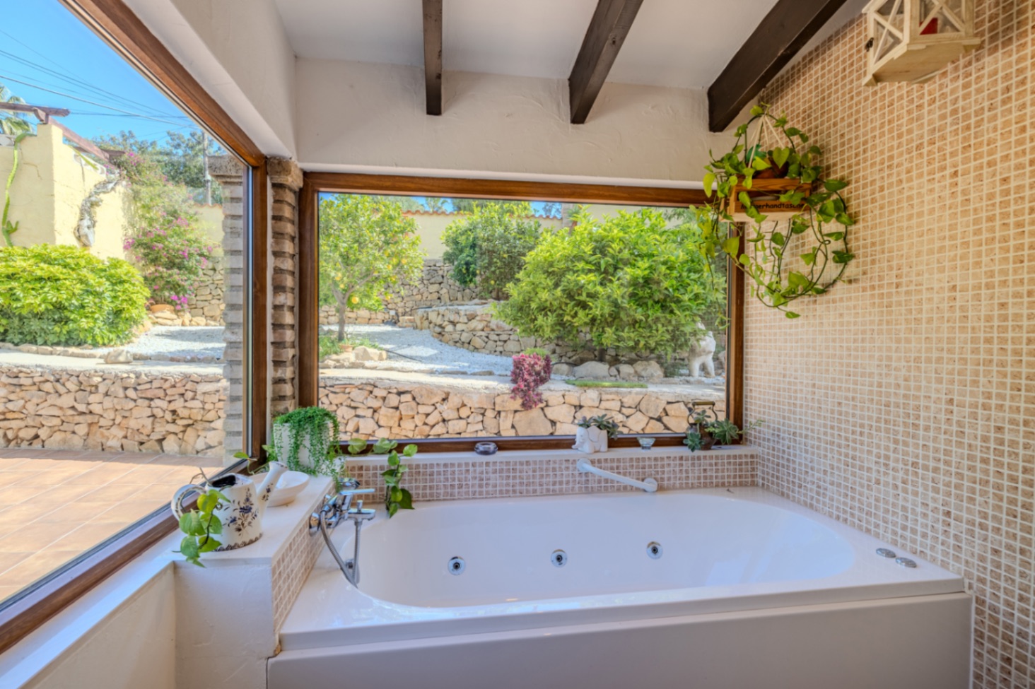 Precioso chalet rústico en venta en Denia