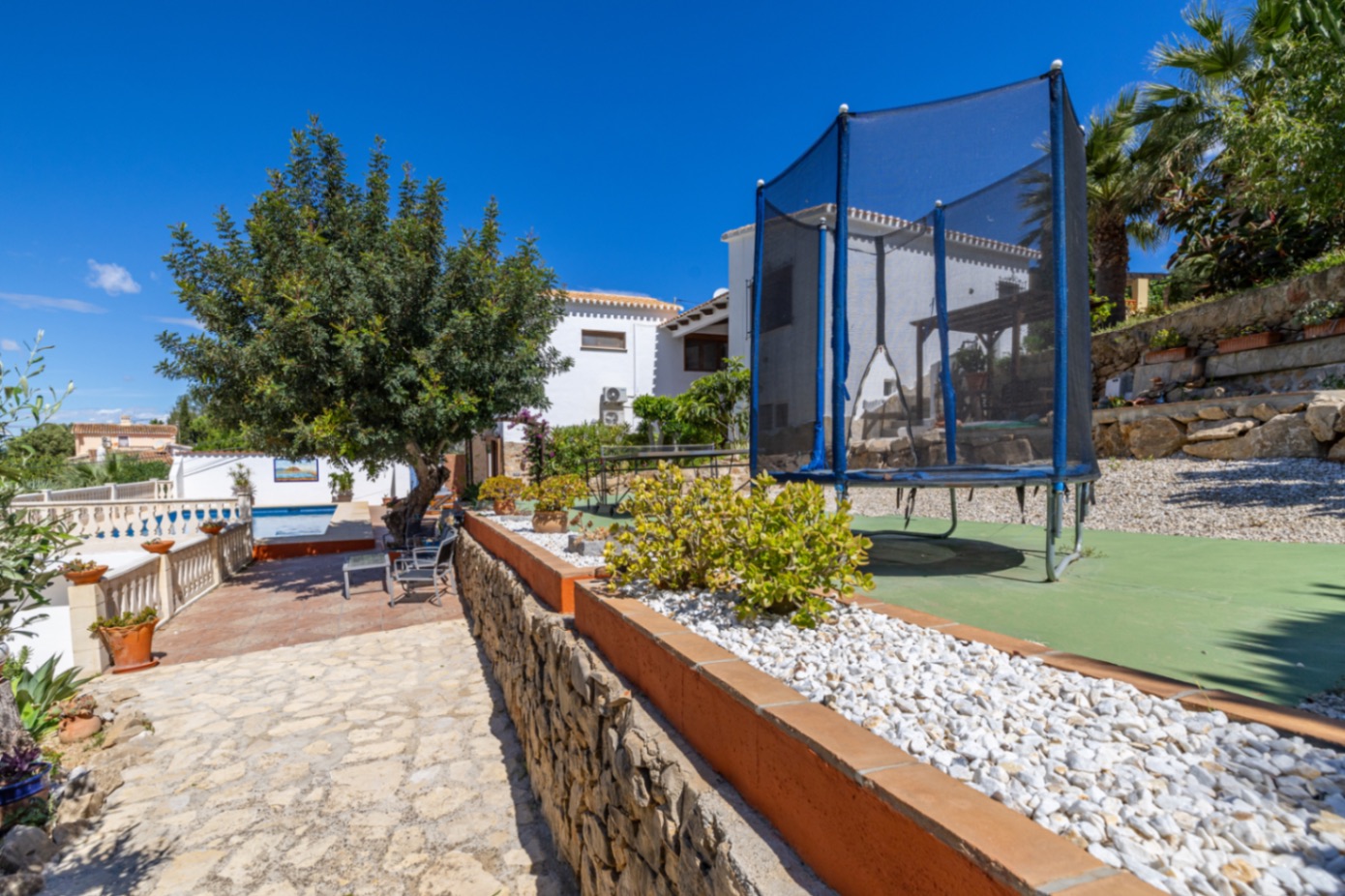 Precioso chalet rústico en venta en Denia