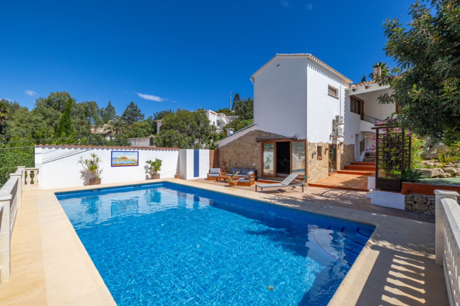 Precioso chalet rústico en venta en Denia